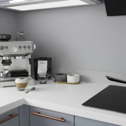 GoodHome 38mm Berberis Satin White Laminate & Particle Board Square Edge Kitchen Worktop, (L)3000mm -Goodhome goodhome 38mm berberis satin white laminate particle board square edge kitchen worktop l 3000mm5059340483221 01i