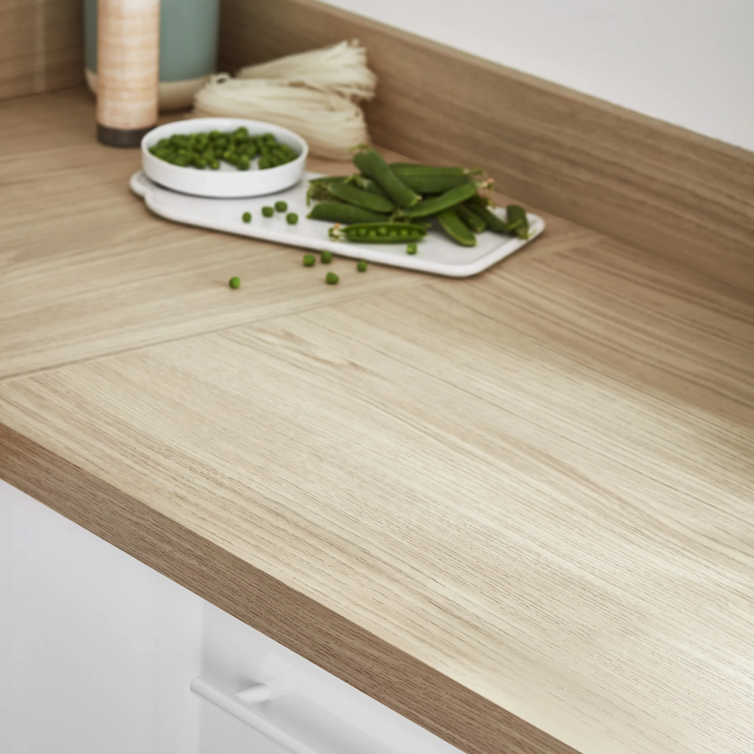 GoodHome 38mm Kala Matt Light Wood Effect Chipboard & Laminate Square Edge Kitchen Worktop, (L)3000mm 4 GoodHome 38mm Kala Matt Light Wood Effect Chipboard & Laminate Square Edge Kitchen Worktop, (L)3000mm - Image 4