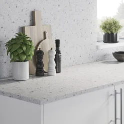 GoodHome Algiata Polished Grey Terrazzo Effect Laminated Chipboard Back Panel, (H)8mm (W)600mm (T)8mm -Goodhome goodhome algiata polished grey terrazzo effect laminated chipboard back panel h 8mm w 600mm t 8mm3663602482598 21i