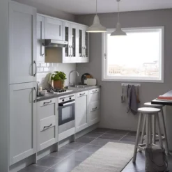 GoodHome Alpinia Matt Grey Painted Wood Effect Shaker Base Kitchen Cabinet (W)1000mm (H)720mm -Goodhome goodhome alpinia matt grey painted wood effect shaker base kitchen cabinet w 1000mm h 720mm5059340701851 08i bq