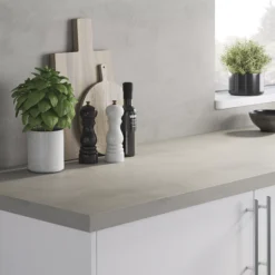 GoodHome Kala Concrete Effect Laminate & Particle Board Back Panel, (H)600mm (W)3000mm (T)8mm -Goodhome goodhome kala concrete effect laminate particle board back panel h 600mm w 3000mm t 8mm5059340159577 21i