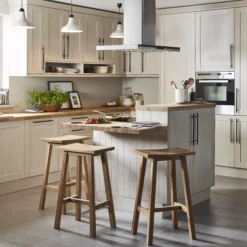 GoodHome Verbena Matt Cashmere Painted Natural Ash Shaker Standard End Panel (H)2010mm (W)570mm, Pair 6 GoodHome Verbena Matt Cashmere Painted Natural Ash Shaker Standard End Panel (H)2010mm (W)570mm, Pair -Goodhome goodhome verbena matt cashmere painted natural ash shaker standard end panel h 2010mm w 570mm pair3663602653462 51i